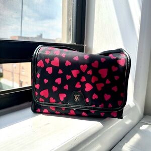 🩷VICTORIA’S SECRET Packable Makeup Bag.